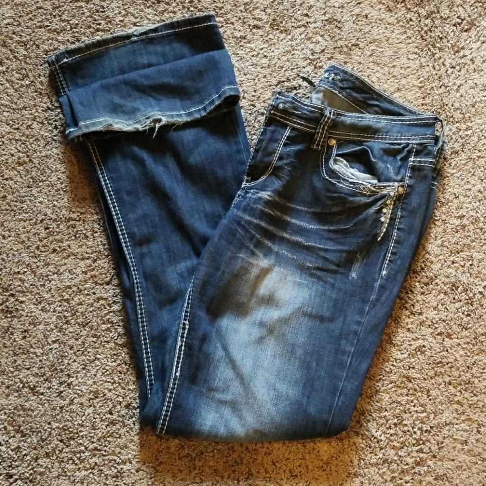 Ariya jeans